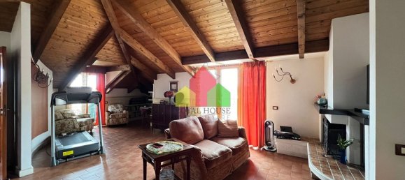 Duplex de 5 divisões em Giugliano in Campania, Italy N.º 209339 7