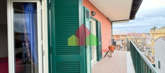 Duplex de 5 divisões em Giugliano in Campania, Italy N.º 209339 33