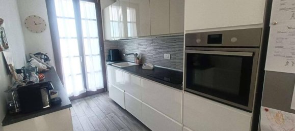 Apartamento de 3 divisões em Assago, Italy N.º 32177 9