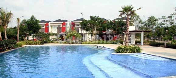 6 bedrooms House in Cengkareng, Indonesia No. 2623 6