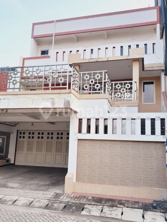 6 bedrooms House in Cengkareng, Indonesia No. 2623