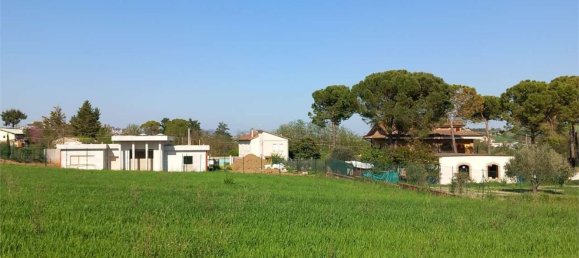 Terreno en Osimo, Italy 1300 m² No. 122224 7