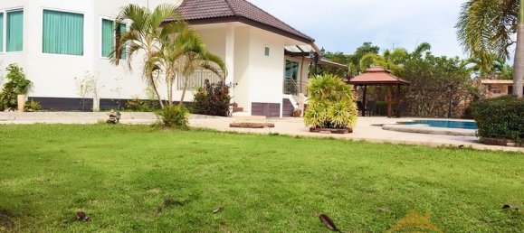 Café/restaurante de 3 dormitorios en Pattaya, Thailand No. 4064 5