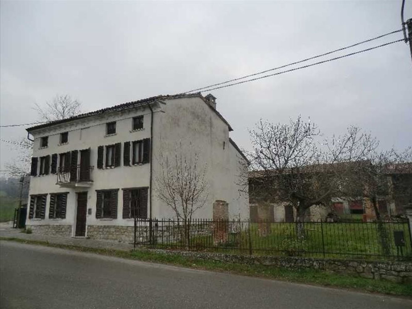 Casa de 8 divisões em Ponte Nizza, Italy N.º 59384