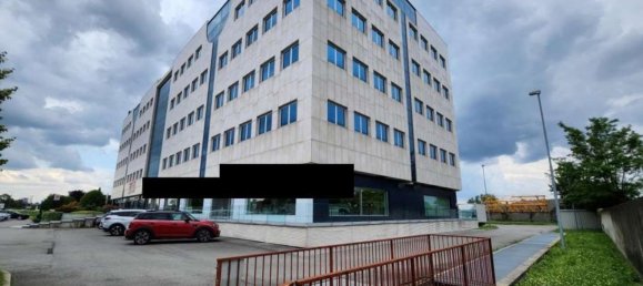 Bureau à Concorezzo, Italy 659m² No. 314727 3