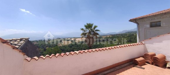 Здание с 5 комнатами в Катиньяно, Италия № 161816 37