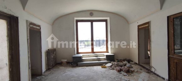 Здание с 5 комнатами в Катиньяно, Италия № 161816 28