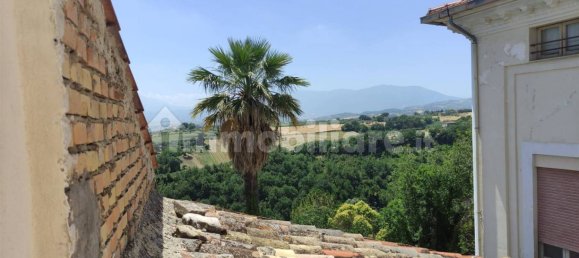 Здание с 5 комнатами в Катиньяно, Италия № 161816 2