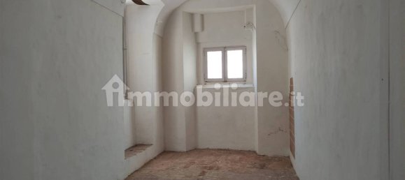 Здание с 5 комнатами в Катиньяно, Италия № 161816 11