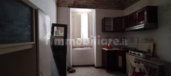 Здание с 5 комнатами в Катиньяно, Италия № 161816 12