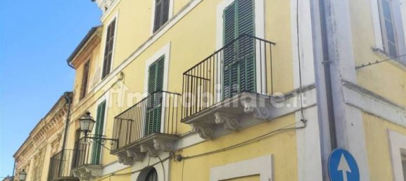 Здание с 5 комнатами в Катиньяно, Италия № 161816 20