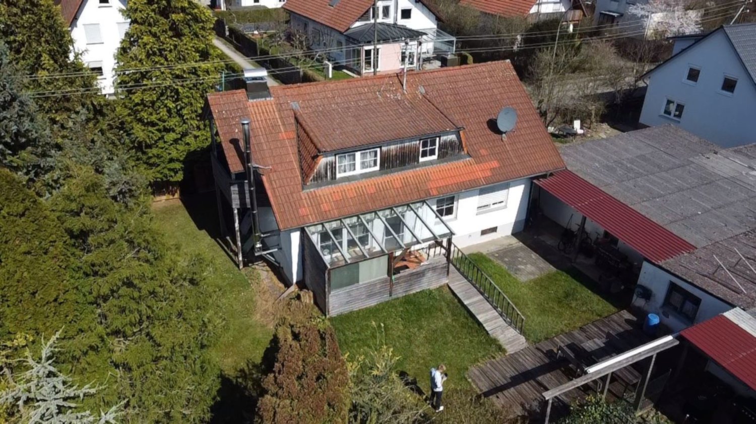 5 rooms House in Neu-Ulm, Germany No. 225537