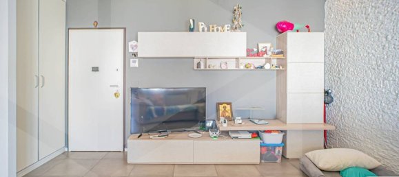 2 Schlafzimmer Wohnung in Bari, Italy, Nr. 29841 36