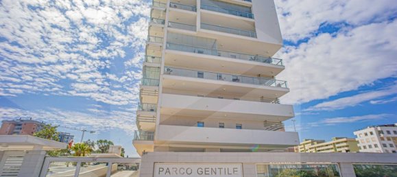 2 Schlafzimmer Wohnung in Bari, Italy, Nr. 29841 58