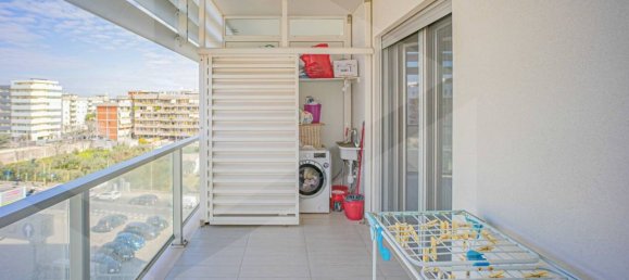 2 Schlafzimmer Wohnung in Bari, Italy, Nr. 29841 7