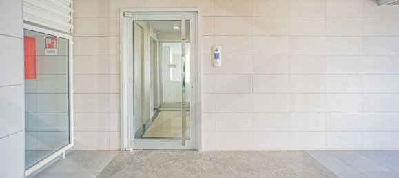 2 Schlafzimmer Wohnung in Bari, Italy, Nr. 29841 60