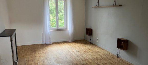 3 bedrooms House in Villeneuve-les-Sablons, France No. 231721 3