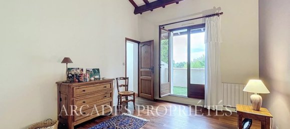 4 bedrooms Villa in Saint-Sulpice-et-Cameyrac, France No. 352206 8