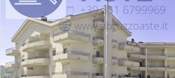 4 rooms Apartment in Castellalto, Italy No. 25653 27