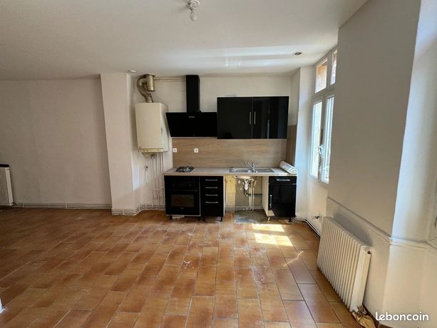 3 rooms Apartment in Perpignan, France No. 306961