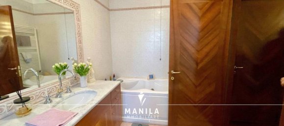 8 rooms Villa in Paese, Italy No. 40839 10