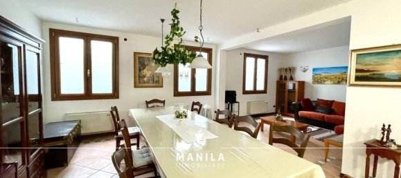 8 rooms Villa in Paese, Italy No. 40839 11