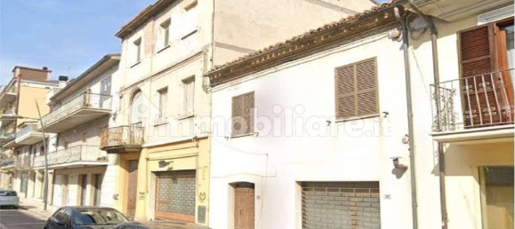 Квартира с 4 спальнями в Сант Эджидио алла Вибрата, Италия № 259238 3