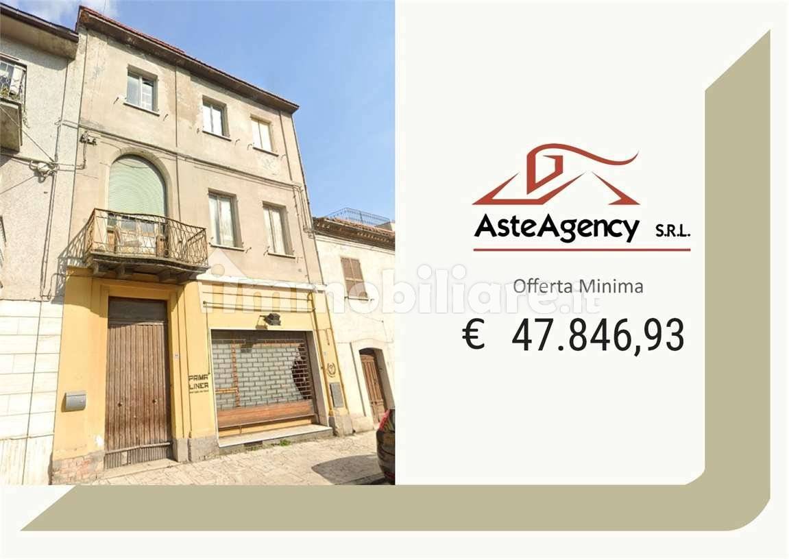 4 bedrooms Apartment in Sant'Egidio alla Vibrata, Italy No. 259238