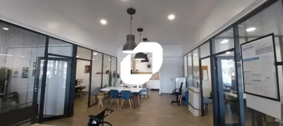 Офис 107м² в Монпелье, Франция № 346158 10