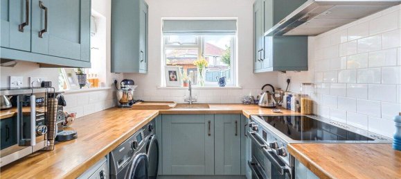 3 bedrooms Commercial property in Isleworth, United Kingdom No. 8488 12