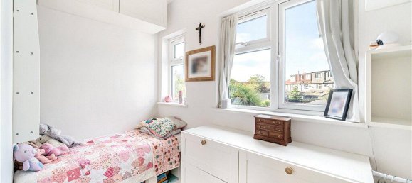 3 bedrooms Commercial property in Isleworth, United Kingdom No. 8488 17