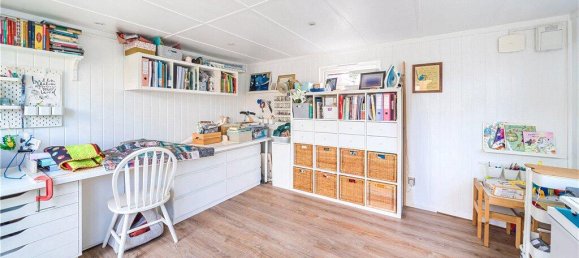 3 bedrooms Commercial property in Isleworth, United Kingdom No. 8488 18