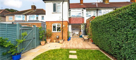 3 bedrooms Commercial property in Isleworth, United Kingdom No. 8488 8