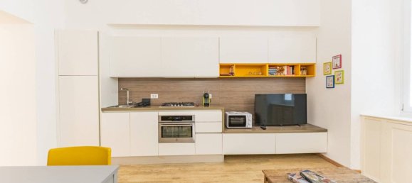 1 bedroom Apartment in Milan, Italy No. 313925 2