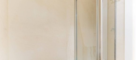 1 bedroom Apartment in Milan, Italy No. 313925 22