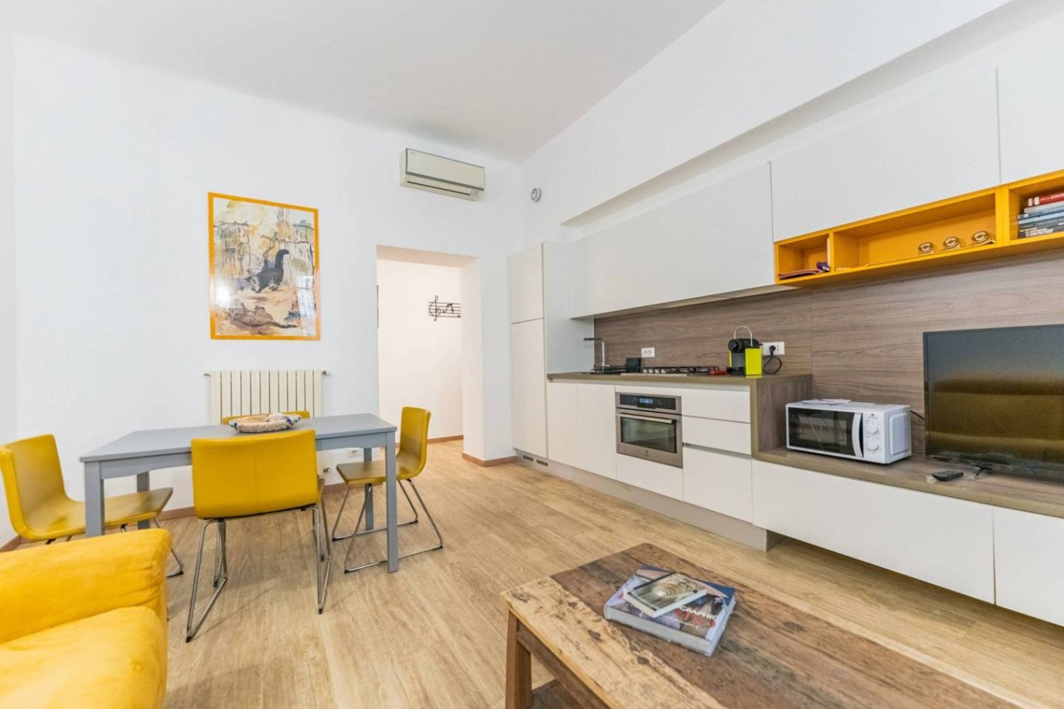 1 bedroom Apartment in Milan, Italy No. 313925
