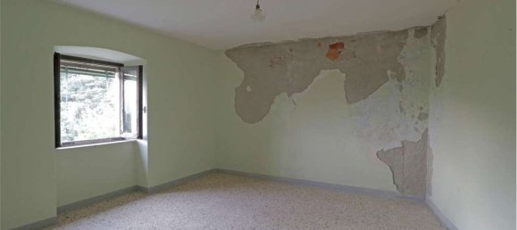 2 Schlafzimmer Haus in Mulazzo, Italy, Nr. 79717 12