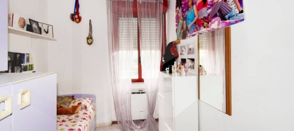 3 rooms Apartment in San Donato Milanese, Italy No. 22075 14