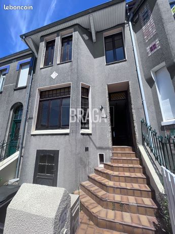 Casa de 3 dormitorios en Desvres, France No. 311051