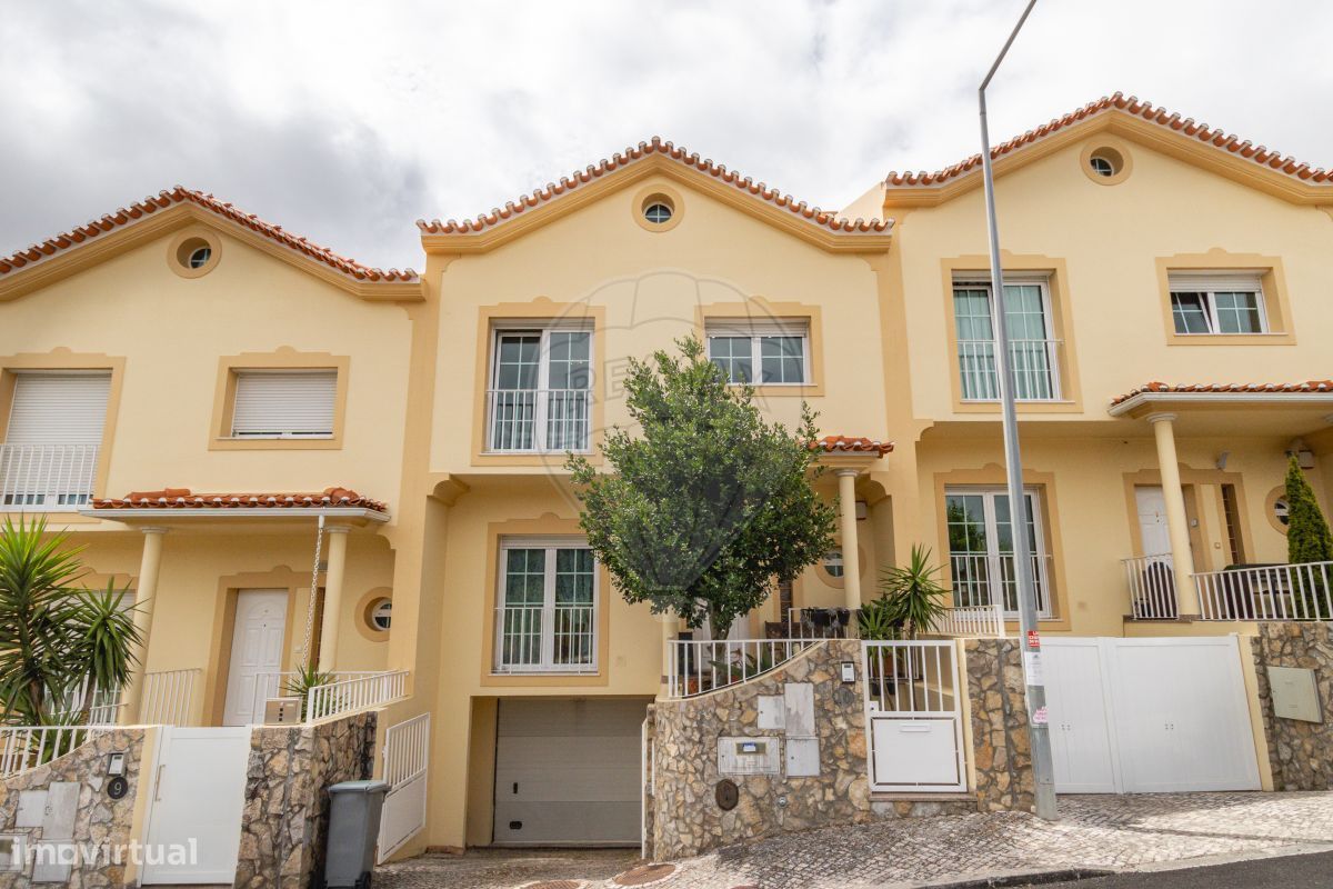 3 bedrooms House in Odivelas, Portugal No. 220605