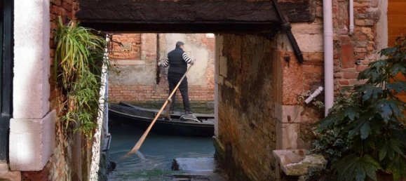 1 bedroom Apartment in Venice, Italy No. 127305 6