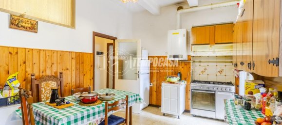 4-Zimmer Wohnung in Macerata, Italy, Nr. 75360 6