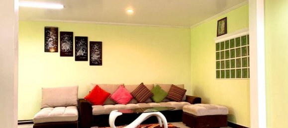 2 bedrooms Bungalow in Bangkok, Thailand No. 19292 5