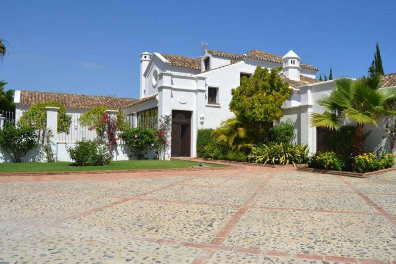 6 Schlafzimmer Villa in Marbella, Spain, Nr. 45694
