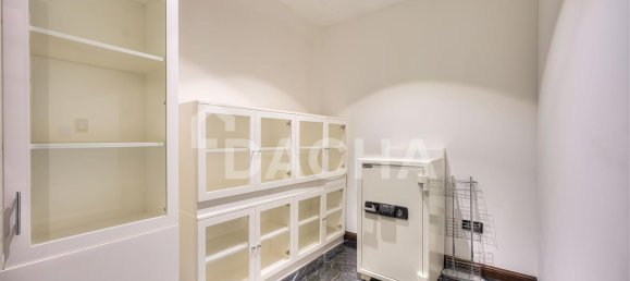 1 room Office in Downtown Dubai (Downtown Burj Dubai), UAE No. 28020 18