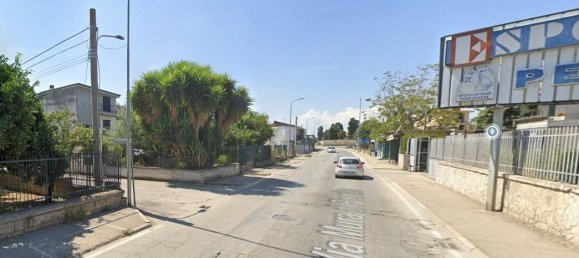 18m² Garage in Acerra, Italy No. 14648 6