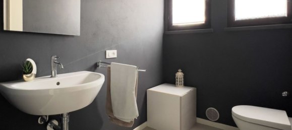 3غرفة بانتهاوس في Guastalla, Italy رقم 136720 28