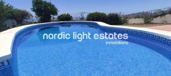 2 bedrooms House in Nerja, Spain No. 143236 3