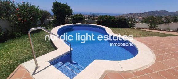 2 bedrooms House in Nerja, Spain No. 143236 4