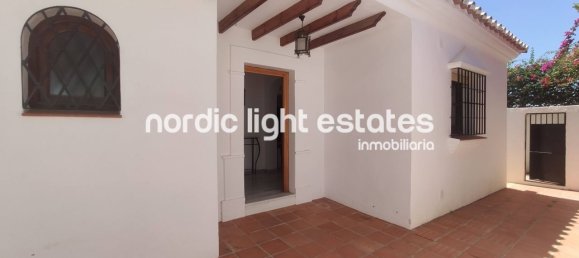 2 bedrooms House in Nerja, Spain No. 143236 6